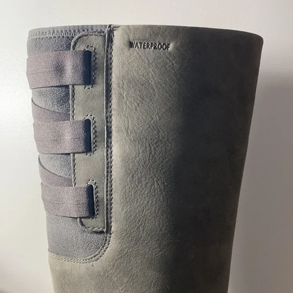 Ariat Women’s Clara Waterproof Boot - Picture 2 of 11